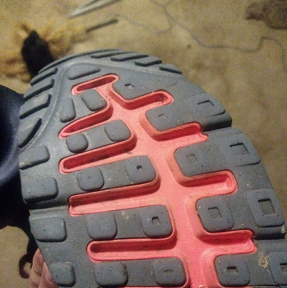 Nike Air Max - Picture 3 of 6